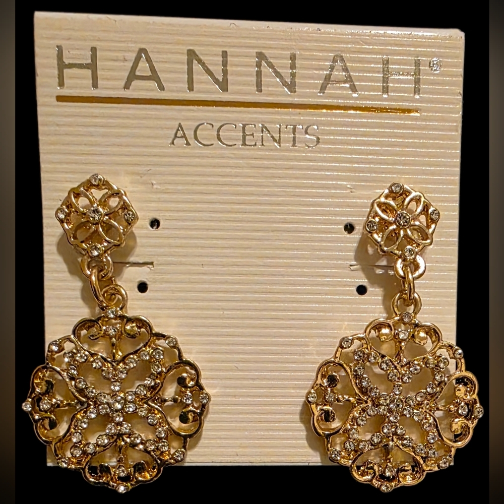 Dangle Earrings - Picture 2 of 3